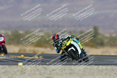 media/Dec-06-2024-CVMA Friday Practice (Fri) [[e1d1c5d4fc]]/4-Group 4 and Trackday/Session 3 (Turn 14)/
